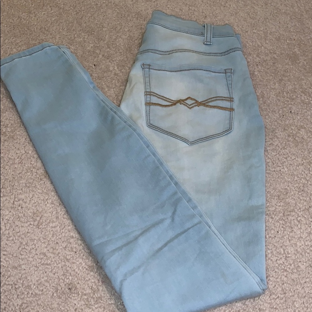Light colored skinny jeans